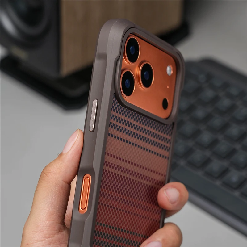 Оригинальный геометрический те – обзор и цена Tech Accessories Hard Case